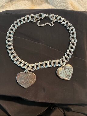 Authentic James Avery Sterling Silver Charm Bracelet w/ 2 Heart Charms JA 925